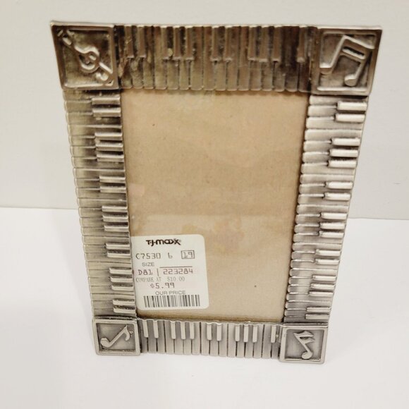 Vtg Silver Pewter Piano Keys Musical Notes Photo Picture Frame Free Standing - Picture 1 of 4